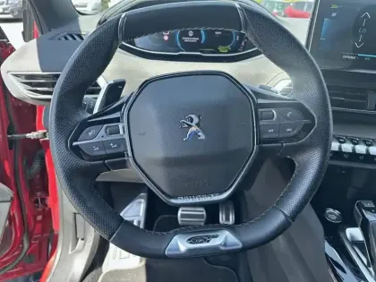 Photo 8 Peugeot 3008  Hybrid 225 e-EAT8