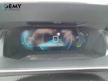 Photo 21 Peugeot 208  Electrique 50 kWh 136ch