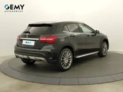 Photo 17 Mercedes GLA  180 7-G DCT