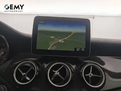 Photo 13 Mercedes GLA  180 7-G DCT