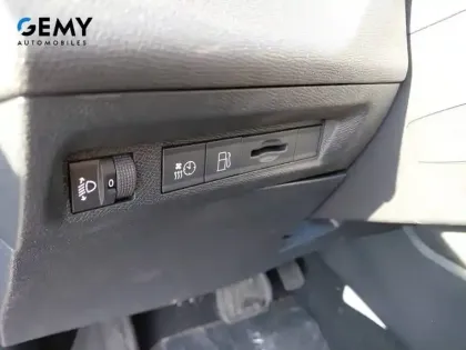 Photo 14 Peugeot 308  PHEV 180 e-EAT8