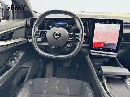 Photo 7 Renault Austral  E-Tech hybrid 200
