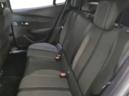 Photo 31 Peugeot 2008  PureTech 130 S&S EAT8