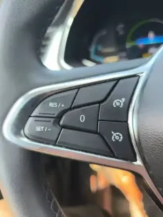 Photo 14 Renault Captur  E-Tech 145 - 21