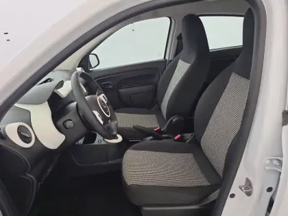 Photo 197 Renault Twingo  III E-Tech
