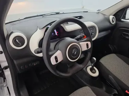 Photo 115 Renault Twingo  III E-Tech
