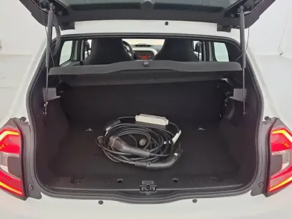 Photo 41 Renault Twingo  III E-Tech