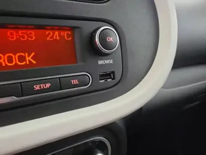 Photo 177 Renault Twingo  III E-Tech