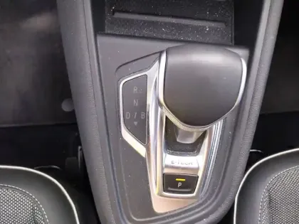 Photo 12 Renault Captur  E-Tech 145 - 21