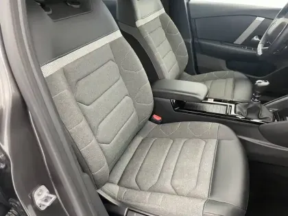Photo 25 Citroën C4  PureTech 130 S&S BVM6