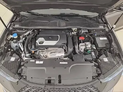 Photo 33 DS DS 4  Hybride E-Tense 225 EAT8