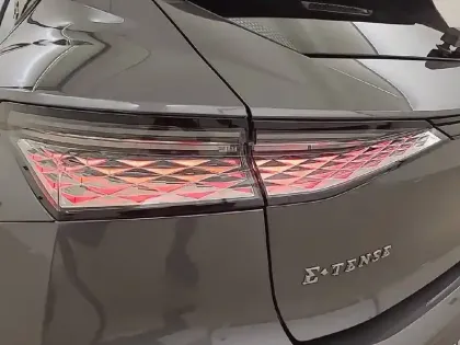 Photo 16 DS DS 4  Hybride E-Tense 225 EAT8