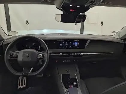 Photo 7 DS DS 4  Hybride E-Tense 225 EAT8