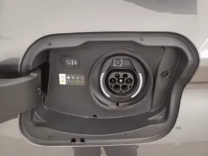Photo 32 DS DS 4  Hybride E-Tense 225 EAT8