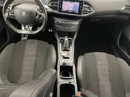 Photo 23 Peugeot 308  BlueHDi 130ch S&S EAT8