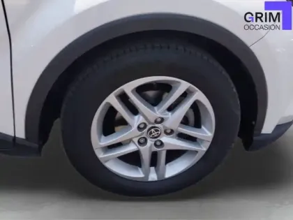 Photo 13 Toyota C-HR  Hybride 1.8L