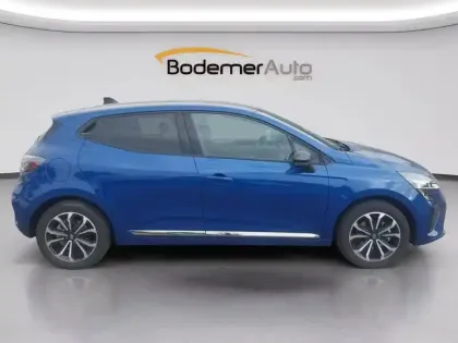 Photo 5 Renault Clio  E-Tech full hybrid 145 ch GSR2