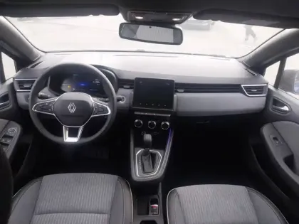 Photo 9 Renault Clio  E-Tech full hybrid 145 ch GSR2