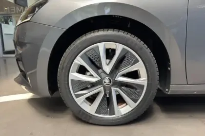 Photo 12 Skoda Fabia  1.0 TSI 95 ch BVM5