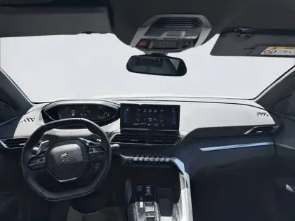 Photo 7 Peugeot 5008  Hybrid 136 e-DCS6