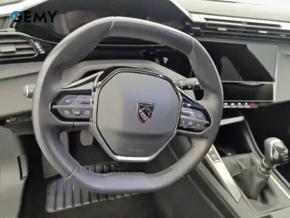 Photo 12 Peugeot 308  PureTech 130ch S&S BVM6