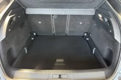 Photo 8 Peugeot 3008  Hybrid 136 e-DCS6