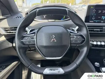 Photo 16 Peugeot 3008  Hybrid4 300 e-EAT8