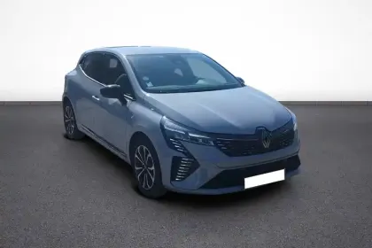 Photo 7 Renault Clio  E-Tech full hybrid 145