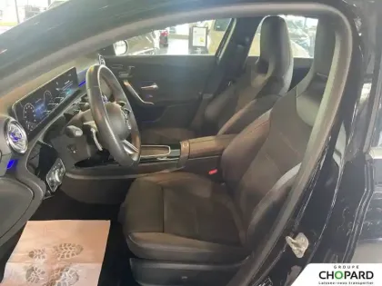 Photo 10 Mercedes Classe A  250 e 8G-DCT