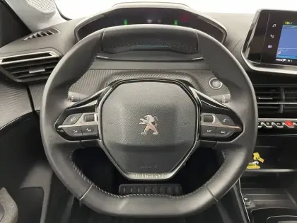 Photo 22 Peugeot 208  Electrique 50 kWh 136ch