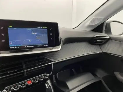 Photo 5 Peugeot 208  Electrique 50 kWh 136ch