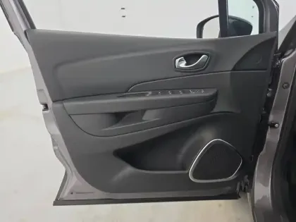 Photo 351 Renault Captur  TCe 120 Energy