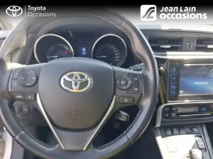 Photo 10 Toyota Auris  Hybride 136h