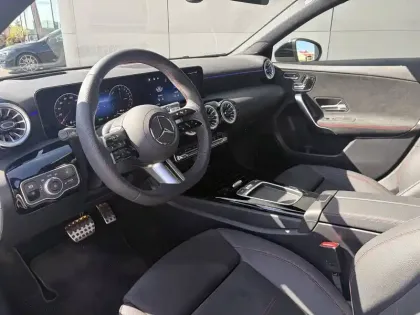 Photo 11 Mercedes Classe A  250 e Hybrid EQ