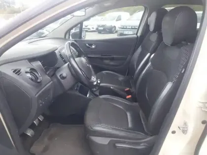 Photo 8 Renault Captur  TCe 90 Energy