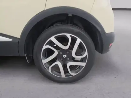 Photo 87 Renault Captur  TCe 90 Energy