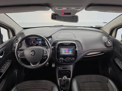 Photo 123 Renault Captur  TCe 90 Energy