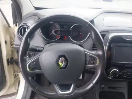 Photo 10 Renault Captur  TCe 90 Energy