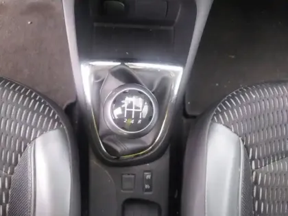 Photo 12 Renault Captur  TCe 90 Energy