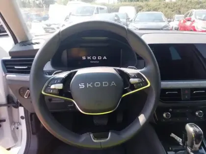 Photo 20 Skoda Kamiq  1.0 TSI Evo 2 116 ch DSG7