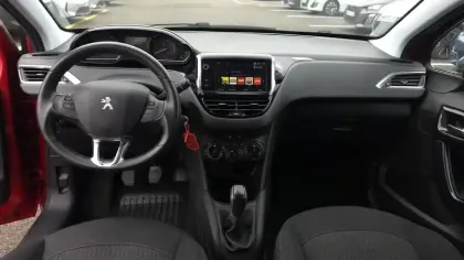 Photo 5 Peugeot 208  PureTech 82ch S&S BVM5