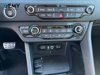Photo 17 Kia Niro  1.6 GDi Hybride 141 ch DCT6