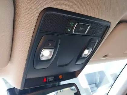 Photo 26 Renault Captur  E-Tech full hybrid 145