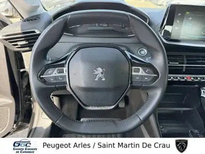 Photo 12 Peugeot 208  Electrique 50 kWh 136ch