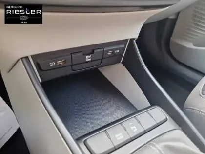 Photo 15 Hyundai Bayon  1.0 T-GDi 100 Hybrid 48V