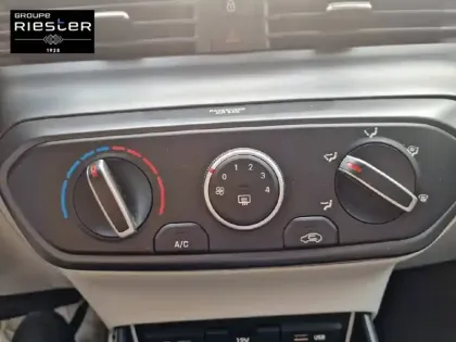 Photo 14 Hyundai Bayon  1.0 T-GDi 100 Hybrid 48V