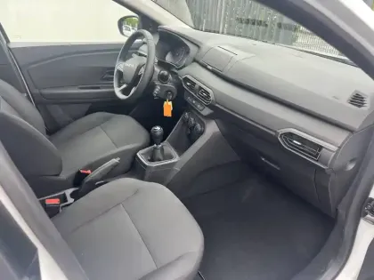 Photo 11 Dacia Sandero  SCe 65