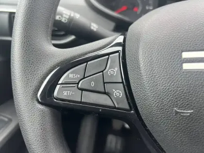 Photo 26 Dacia Sandero  SCe 65