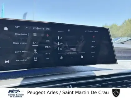 Photo 19 Peugeot 3008  Electrique 325 ch 4x4 73 kWh