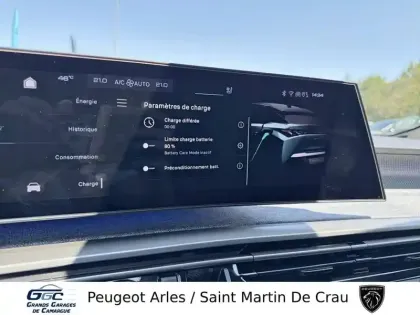 Photo 23 Peugeot 3008  Electrique 325 ch 4x4 73 kWh
